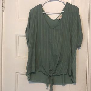 Green front tie shirt